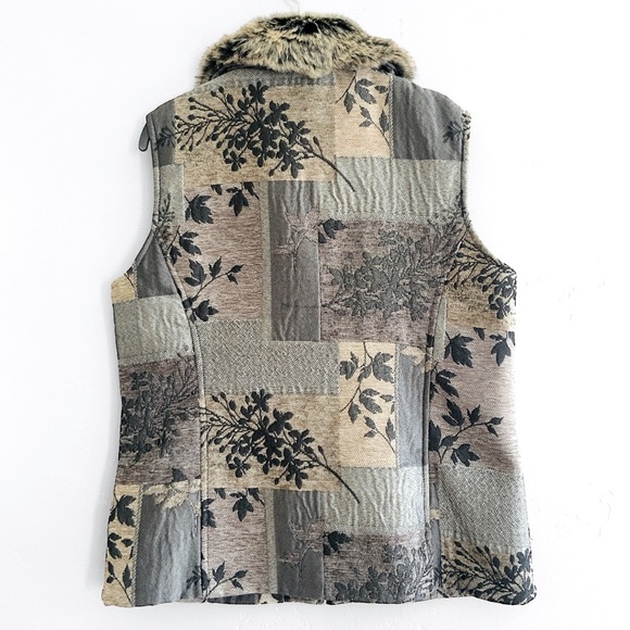 Coldwater Creek Tapestry Patchwork Gray Vest Removable Faux Fur Collar Large NWT - Picture 8 of 13